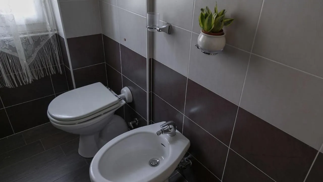 קאלה גונונה Appartamenti Taloro Ab Iun Q3273 0*, קאלה גונונה איטליה